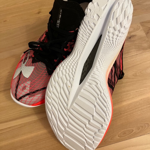 Under Armour Unisex Velociti Elite 2 Running Shoes  NWOT never worn - Picture 7 of 7